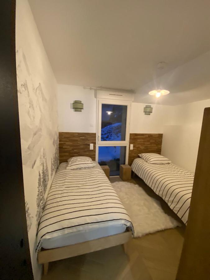 Appartement Neuf Tout Confort 55 M2 - 2 Chambres Pour 4/6 Personnes Le Chambon Ngoại thất bức ảnh
